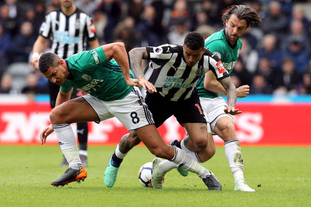 随着事态发 随着事态发